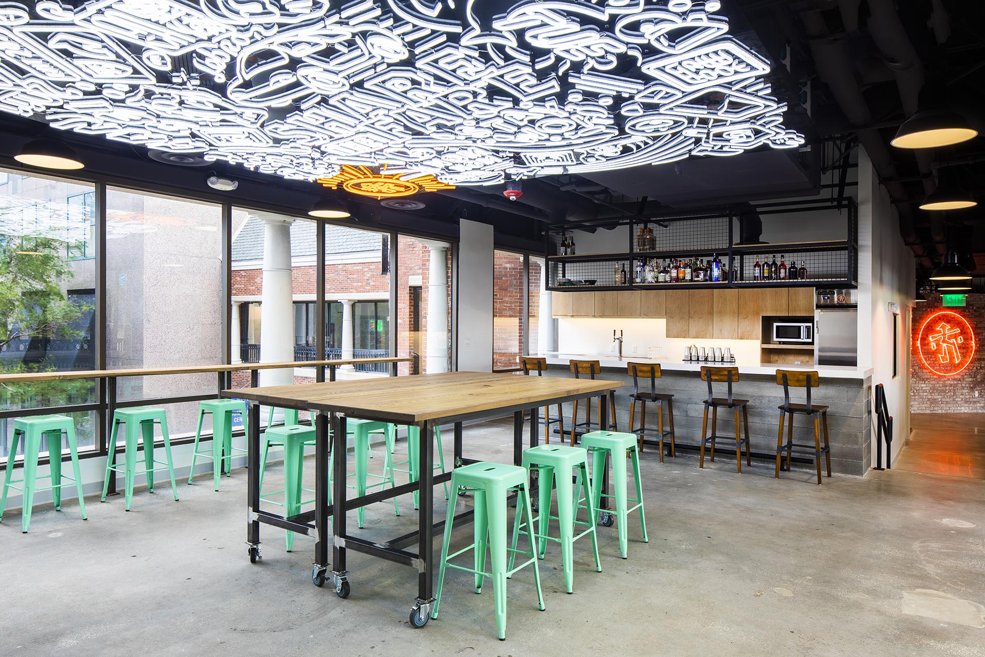 Hawkers HQ